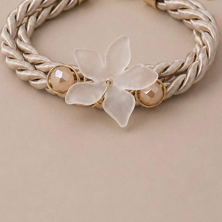 lilie & white jewelry White Lily Bracelet – Yana's Jewellery