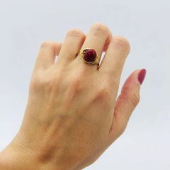 Cherry red simple ring cherry red acrylic crystal stainless steel wire